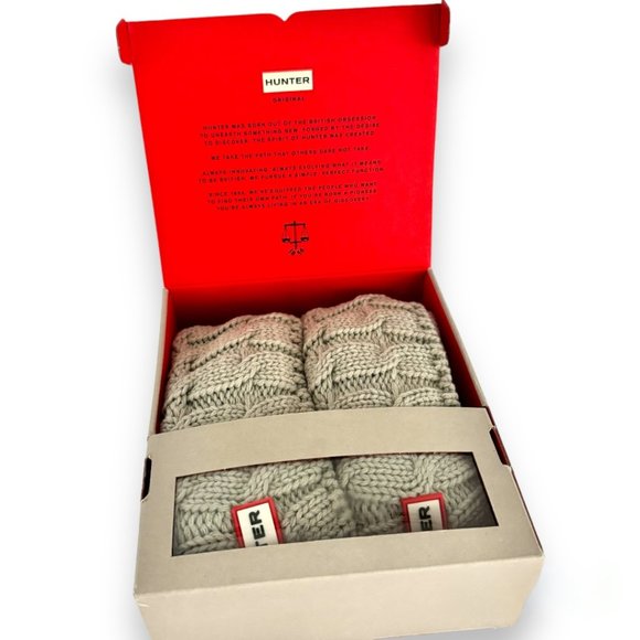 NWT HUNTER Original Tall Cable Knit Women's Boot Socks, Oatmeal Beige color - Picture 2 of 5